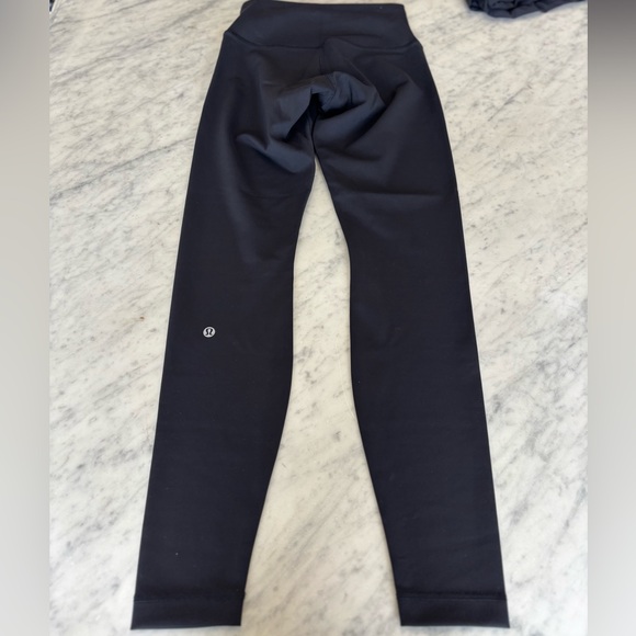 Lululemon Women’s Black Leggings - Size 6 - Picture 2 of 3